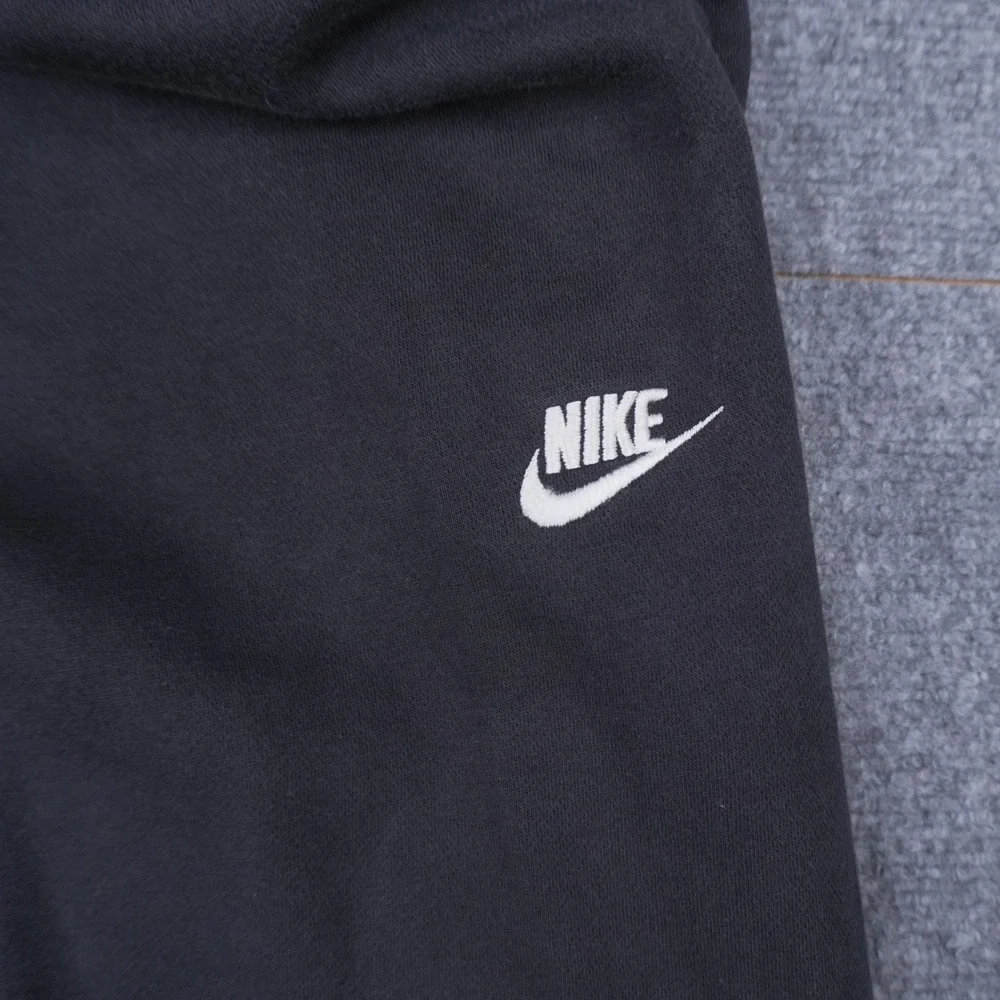Nike Sweatpants Mens Medium Black Fleece Joggers Embroidered Logo Pockets